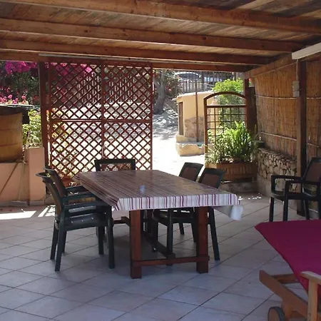 Casa A 300mt.dal Mare Calasinzias, 6 Letti, Ac, Pets Welcome, Wi-fi Free * Cala Sinzias