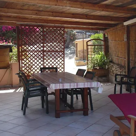 Casa A 300mt.dal Mare Calasinzias, 6 Letti, Ac, Pets Welcome, Wi-fi Free * Cala Sinzias